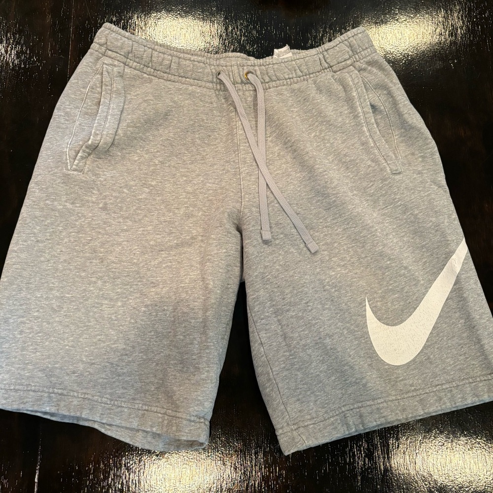 Men’s Nike short